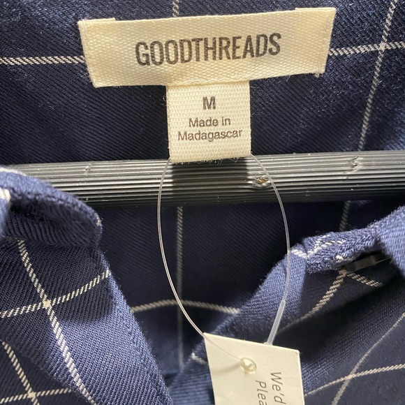 Goodthreads Women's Button Down Shirt Medium - Picture 8 of 10